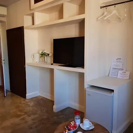 Joss בית הארחה לה ספציה