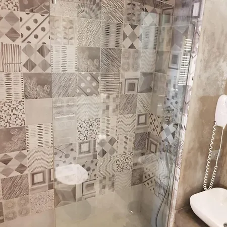 Joss בית הארחה